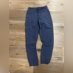 Athleta Girl Powervita Joggers (Size L/12)